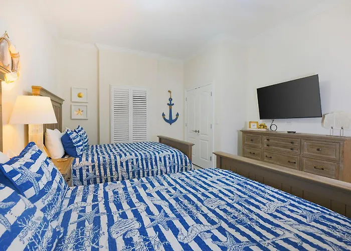 Phoenix Gulf Towers 1103 Apartment