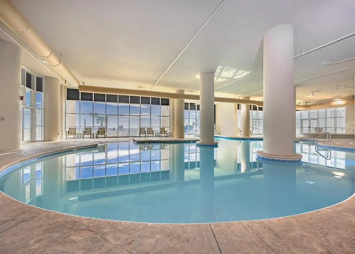 Phoenix Gulf Towers 1103 Apartment